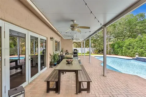 3423 Amsterdam Avenue Cooper City FL 33026