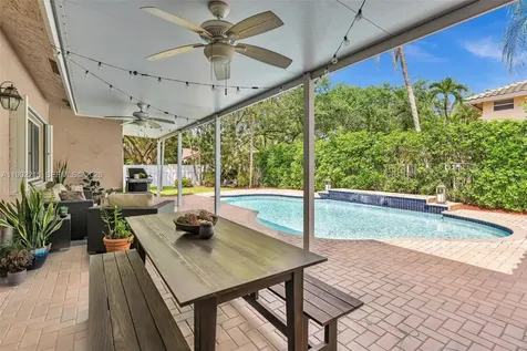 3423 Amsterdam Avenue Cooper City FL 33026