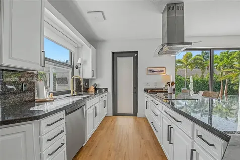 17504 SW 12th Street Pembroke Pines FL 33029