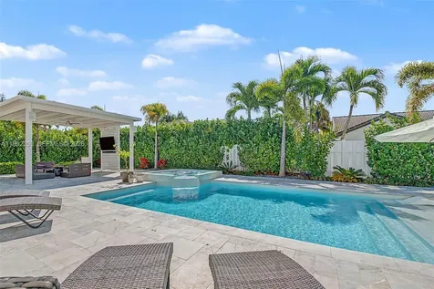 17504 SW 12th Street Pembroke Pines FL 33029