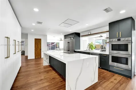 3350 N 40th Street Hollywood FL 33021