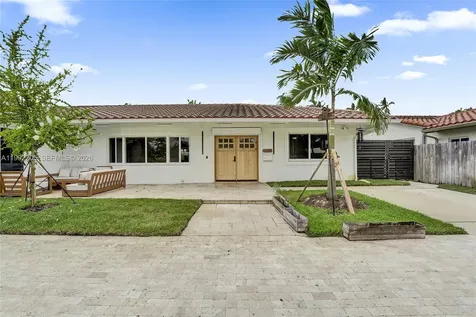 3350 N 40th Street Hollywood FL 33021