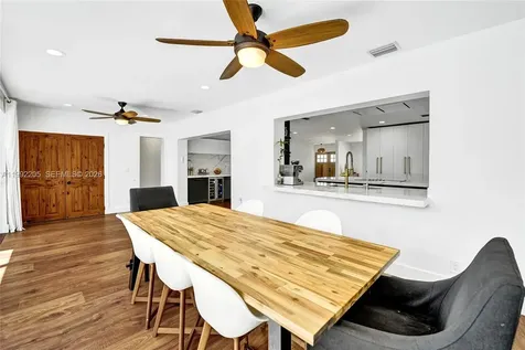 3350 N 40th Street Hollywood FL 33021