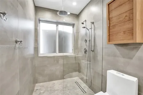 3350 N 40th Street Hollywood FL 33021