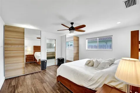 3350 N 40th Street Hollywood FL 33021