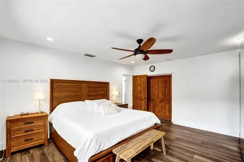 3350 N 40th Street Hollywood FL 33021