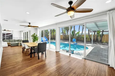3350 N 40th Street Hollywood FL 33021