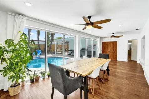 3350 N 40th Street Hollywood FL 33021