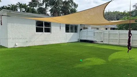 181 NE 121st Street North Miami FL 33161