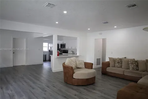 181 NE 121st Street North Miami FL 33161