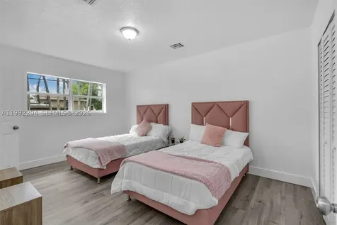 181 NE 121st Street North Miami FL 33161