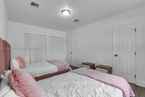 181 NE 121st Street North Miami FL 33161