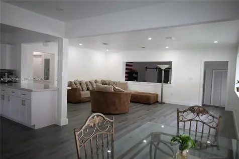 181 NE 121st Street North Miami FL 33161