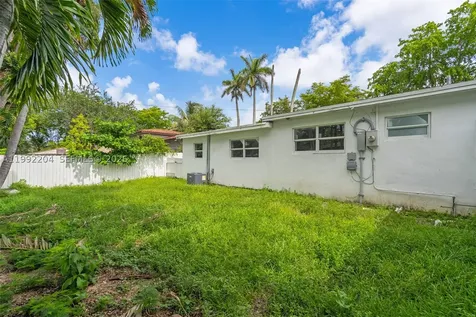 181 NE 121st Street North Miami FL 33161