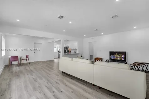 181 NE 121st Street North Miami FL 33161