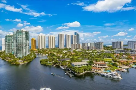 400 Sunny Isles Boulevard Sunny Isles Beach FL 33160