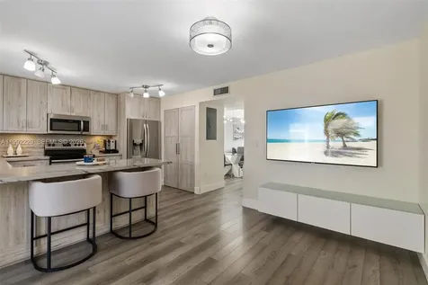 1350 NW 123rd Avenue Pembroke Pines FL 33026