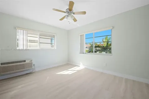 7315 Byron Avenue Miami Beach FL 33141