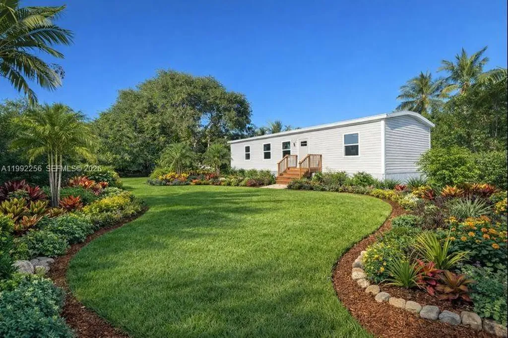 28177 Julia Avenue Little Torch Key FL 33042