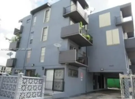6580 W Flagler Street Miami FL 33144