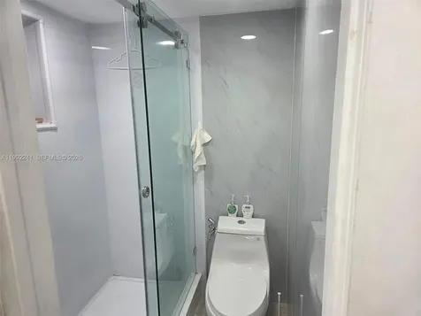 6580 W Flagler Street Miami FL 33144