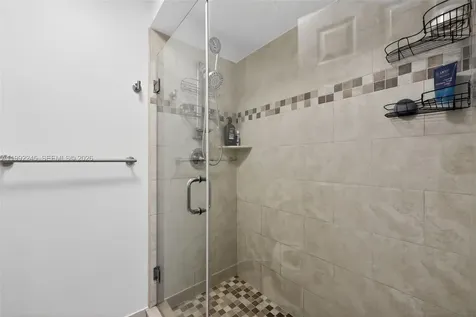 4 Via De Casas Sur Boynton Beach FL 33426