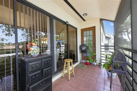 4 Via De Casas Sur Boynton Beach FL 33426
