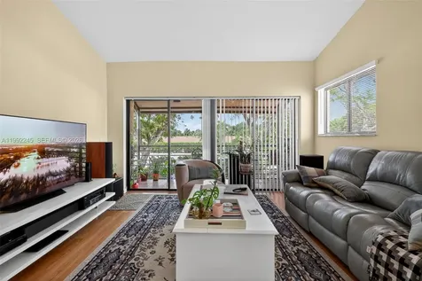 4 Via De Casas Sur Boynton Beach FL 33426