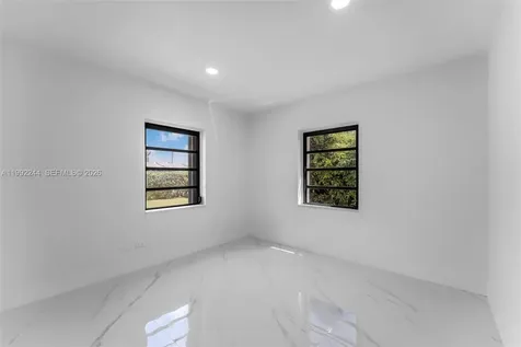 10170 SW 170th Terrace Miami FL 33157