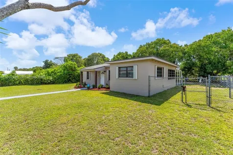 10170 SW 170th Terrace Miami FL 33157