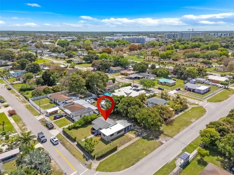 10170 SW 170th Terrace Miami FL 33157