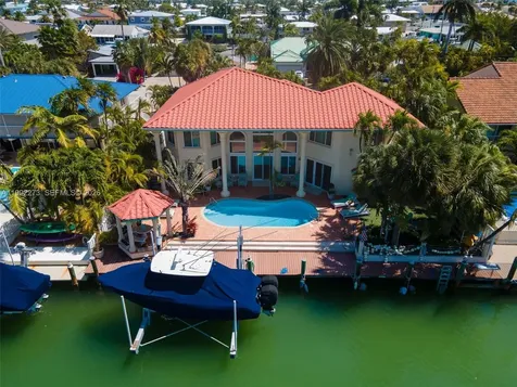 431 12th Street Key Colony Beach FL 33051