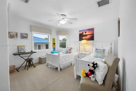 431 12th Street Key Colony Beach FL 33051