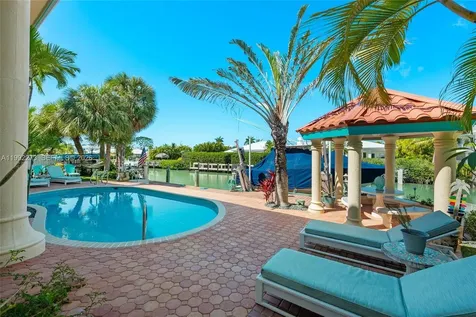 431 12th Street Key Colony Beach FL 33051