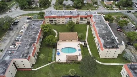 2651 E Sunrise Lakes Drive Sunrise FL 33322