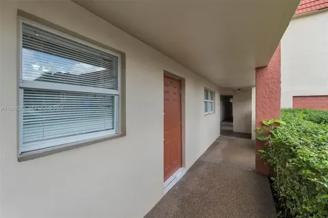 2651 E Sunrise Lakes Drive Sunrise FL 33322