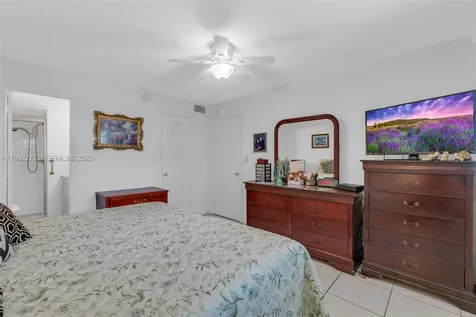 2651 E Sunrise Lakes Drive Sunrise FL 33322