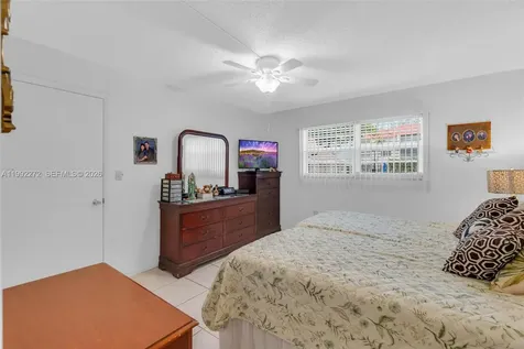 2651 E Sunrise Lakes Drive Sunrise FL 33322