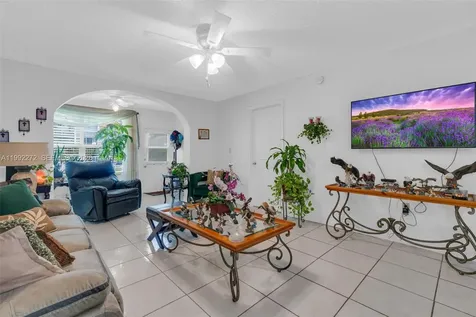 2651 E Sunrise Lakes Drive Sunrise FL 33322
