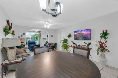 2651 E Sunrise Lakes Drive Sunrise FL 33322