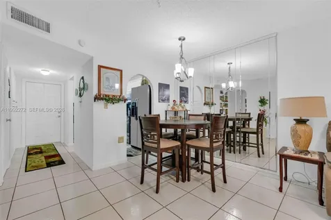 2651 E Sunrise Lakes Drive Sunrise FL 33322