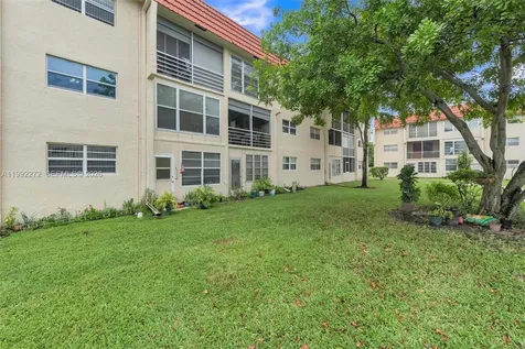 2651 E Sunrise Lakes Drive Sunrise FL 33322