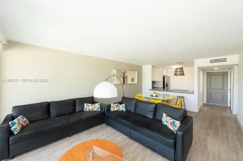 100 Bayview Drive Sunny Isles Beach FL 33160