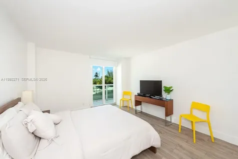 100 Bayview Drive Sunny Isles Beach FL 33160