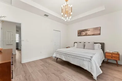 10487 W 34th Court Hialeah FL 33018