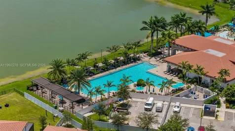 10487 W 34th Court Hialeah FL 33018