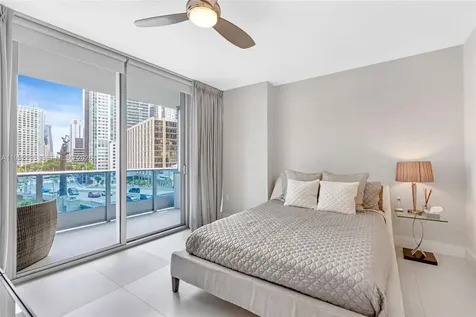 200 Biscayne Boulevard Way Miami FL 33131