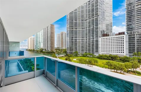 200 Biscayne Boulevard Way Miami FL 33131