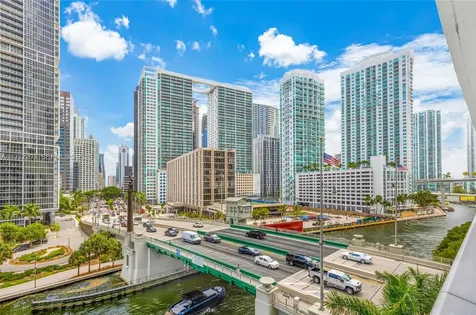 200 Biscayne Boulevard Way Miami FL 33131