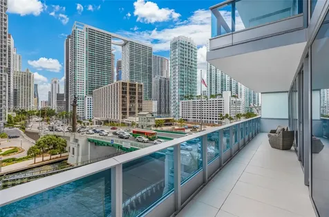 200 Biscayne Boulevard Way Miami FL 33131